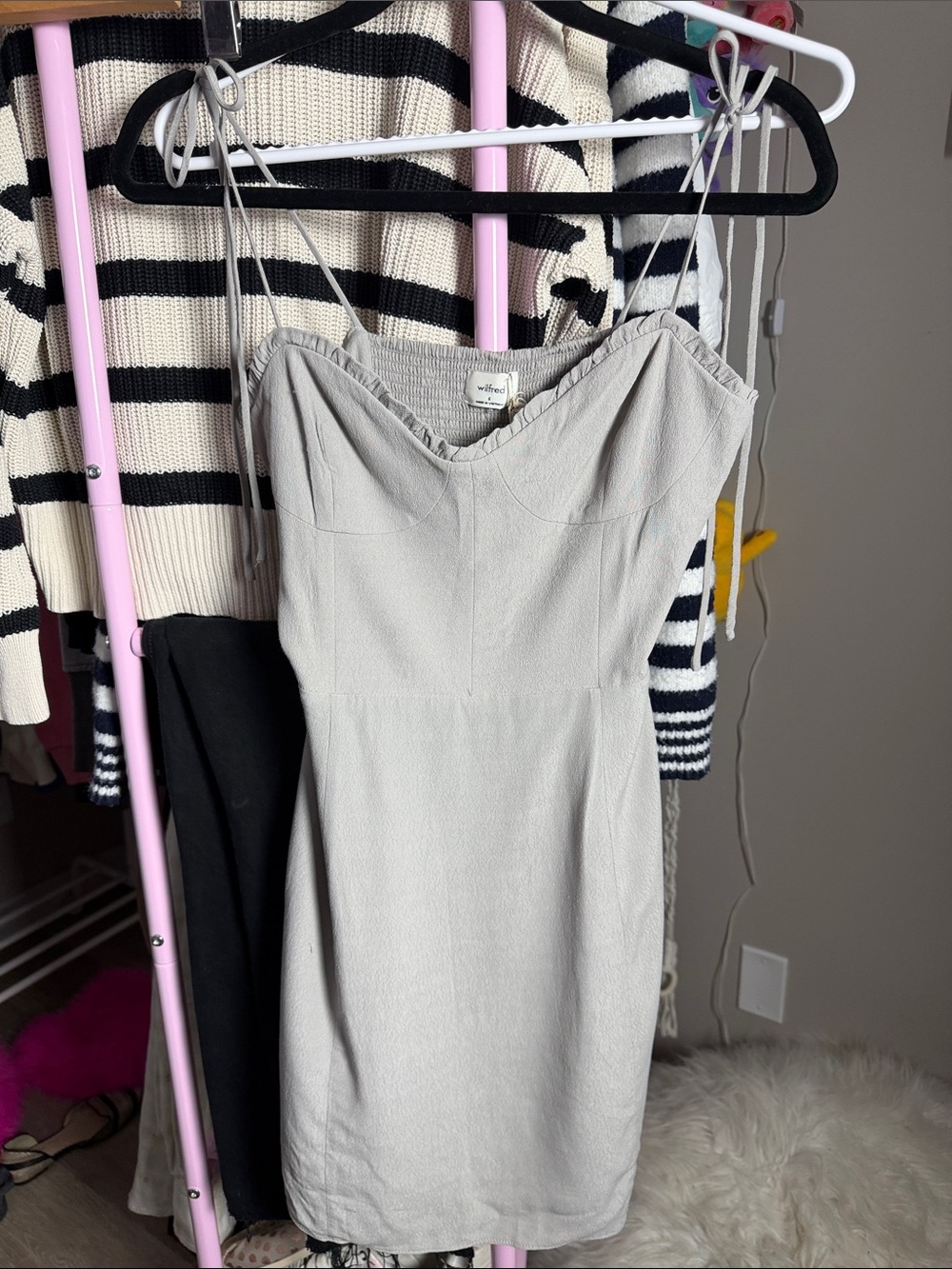 WILFRED | NWT ARITZIA LIGHT GREY MINI DRESS